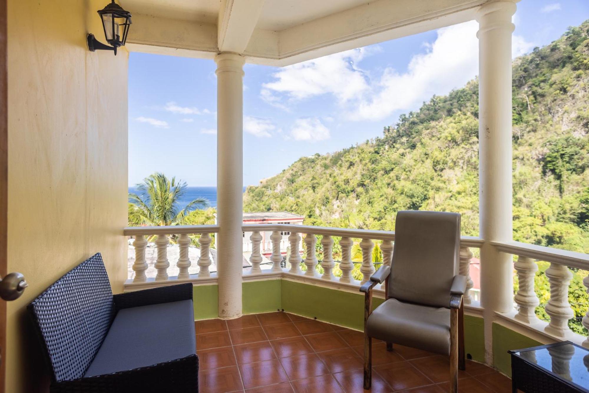 Rosehill Heights Modern 4 Bedroom Vacation Rental Soufriere Exterior foto